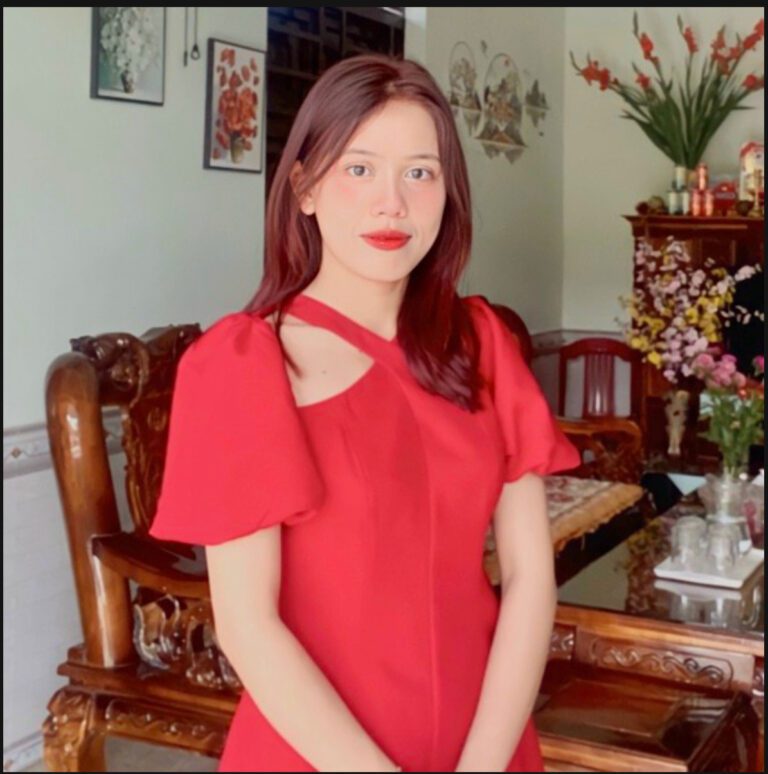 nhân sự Nhất Tín Marketing 2