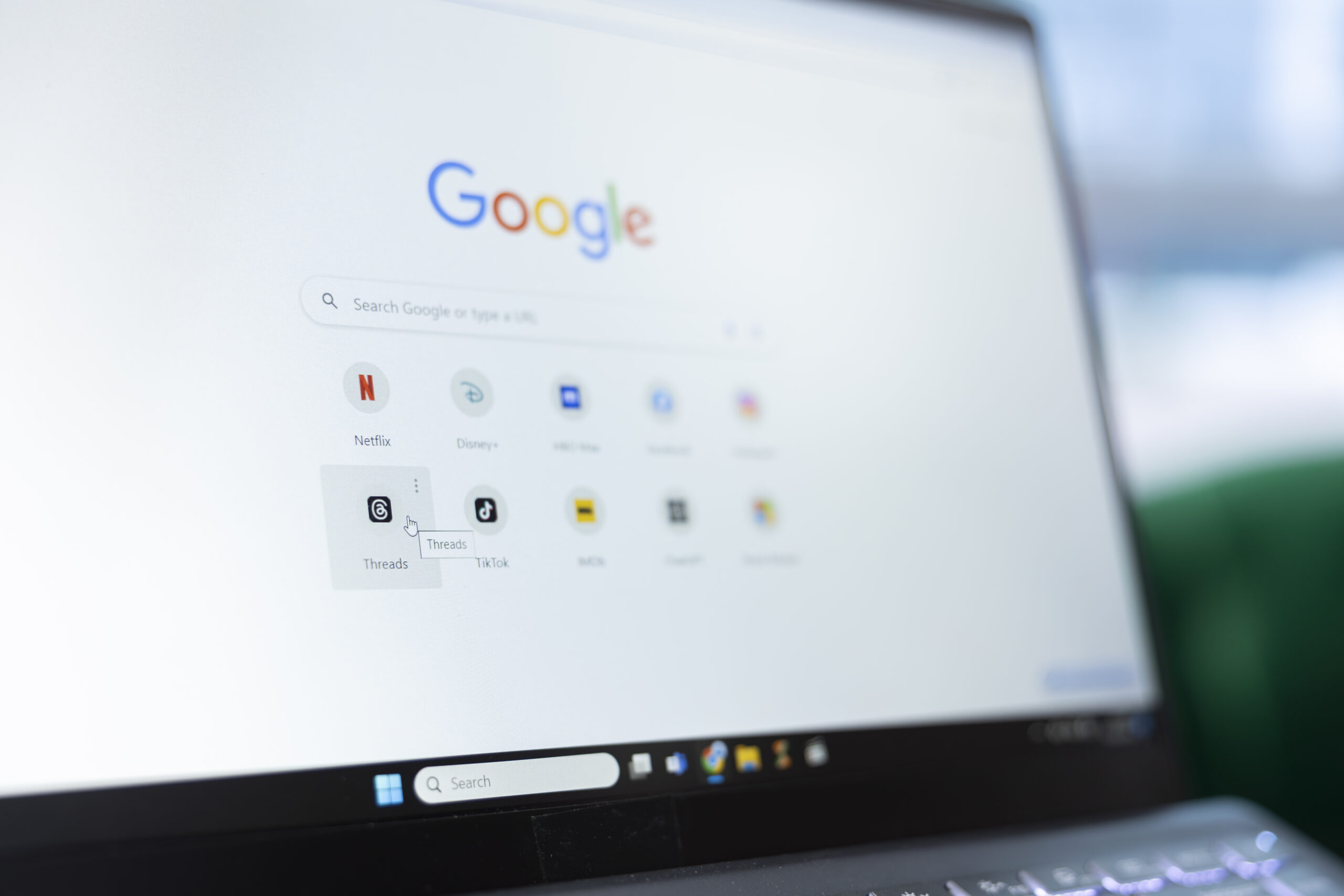 Google – Trạm trung chuyển thông tin, mạng xã hội – kho tin tức mới